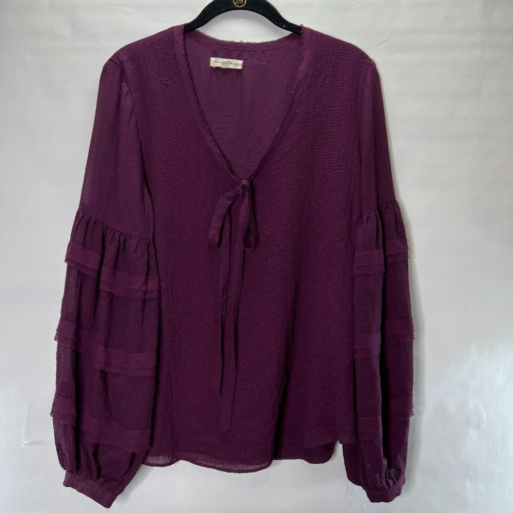 Women's blouse M